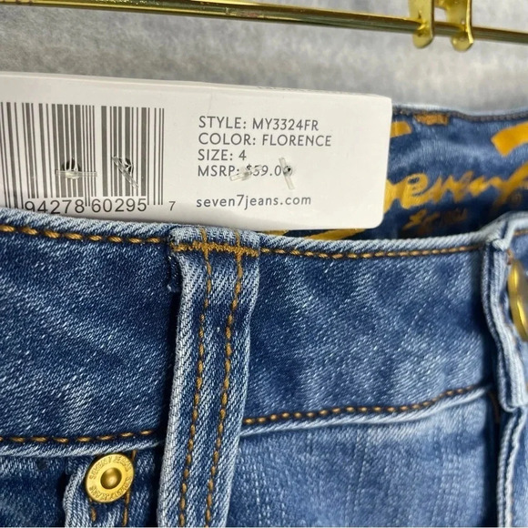 Seven7 Weekend Mid-Rise Frayed Hem Denim Shorts - Picture 3 of 7